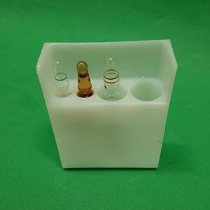 Notfallmedikamentenhalter aus PE-Natur