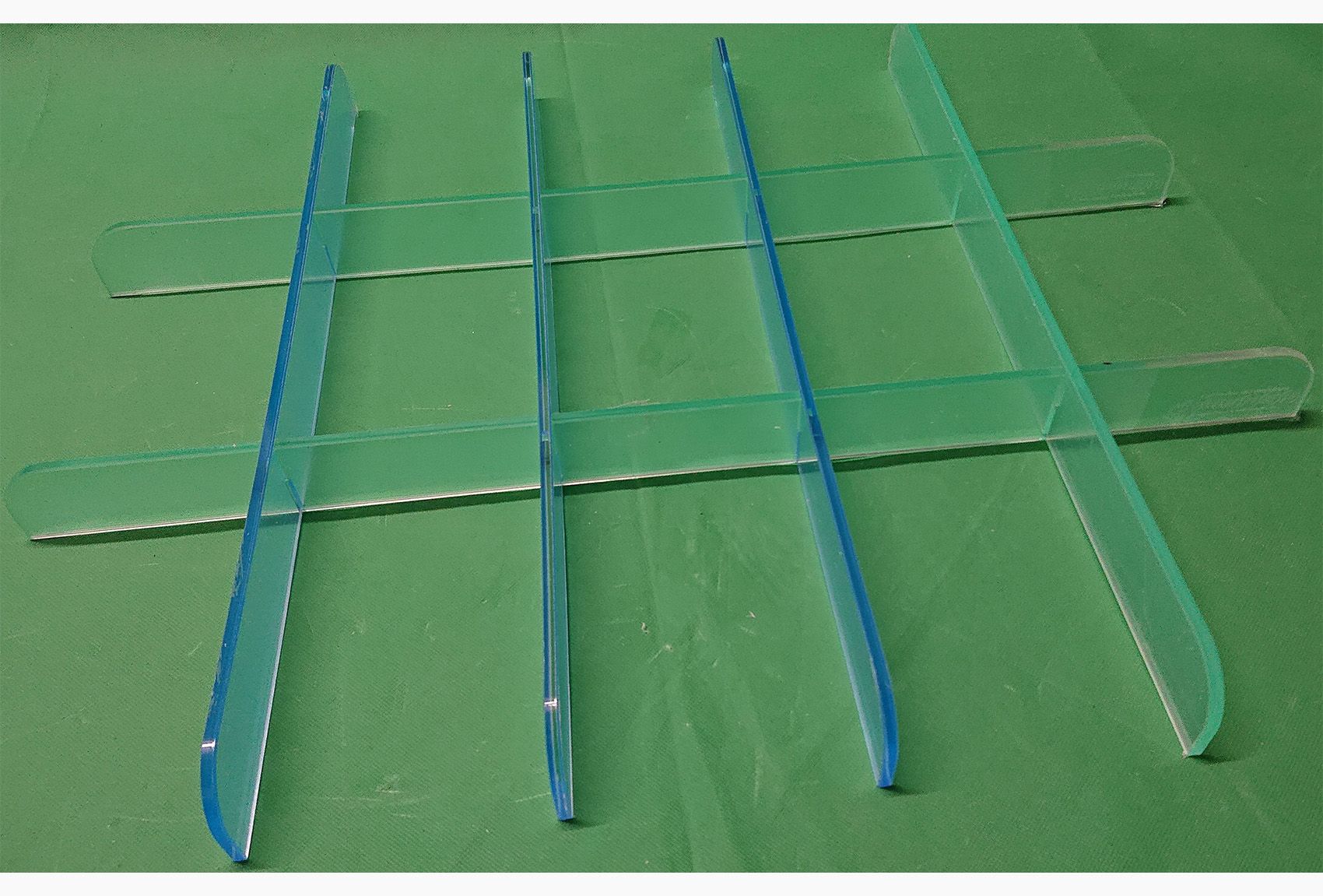 Acrylglastrenner mit 5x3 Fächern